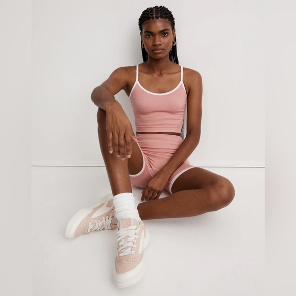 Madewell 
Item NJ138
Seamless Crop Cami in Colorblock - Picture 1 of 5